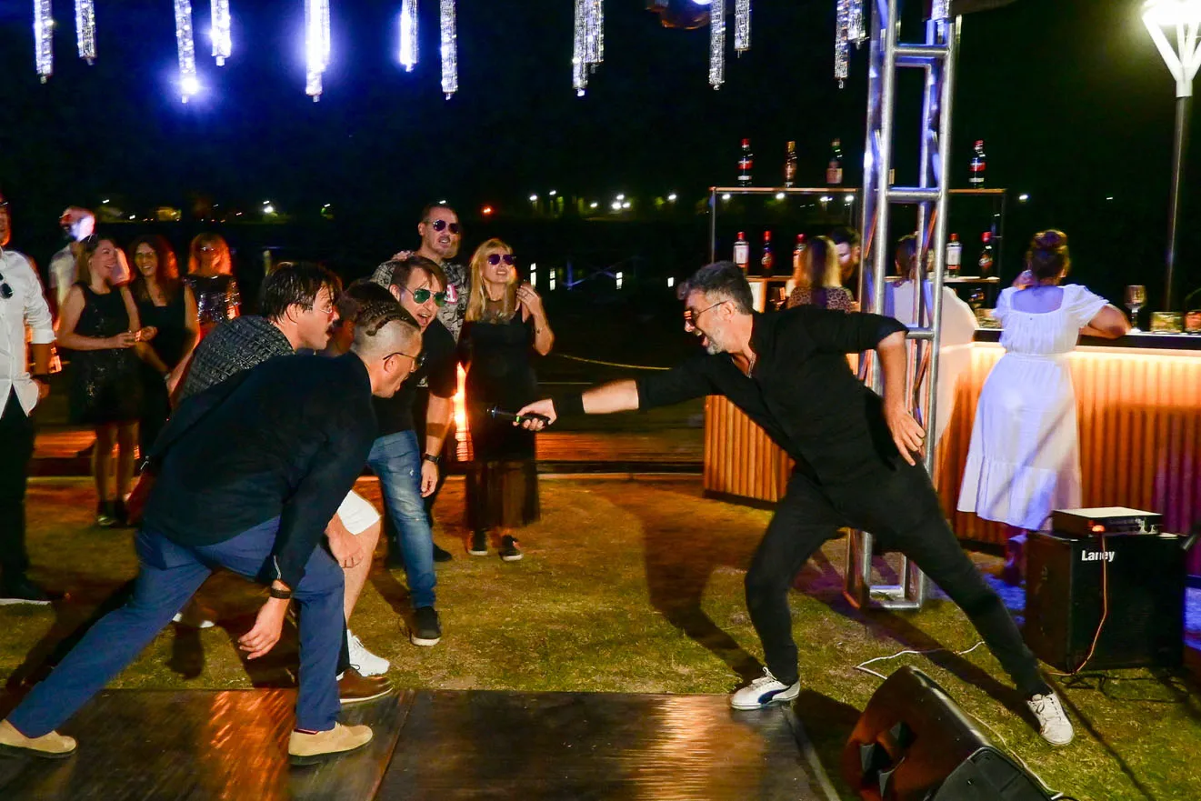 Innuendo Tributo a Queen Evento Privado