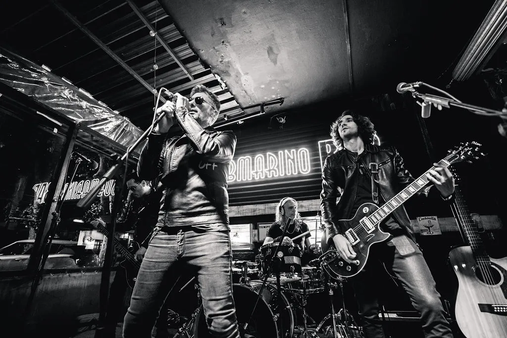 Innuendo Tributo a Queen Submarino Peral - Montevideo Uruguay